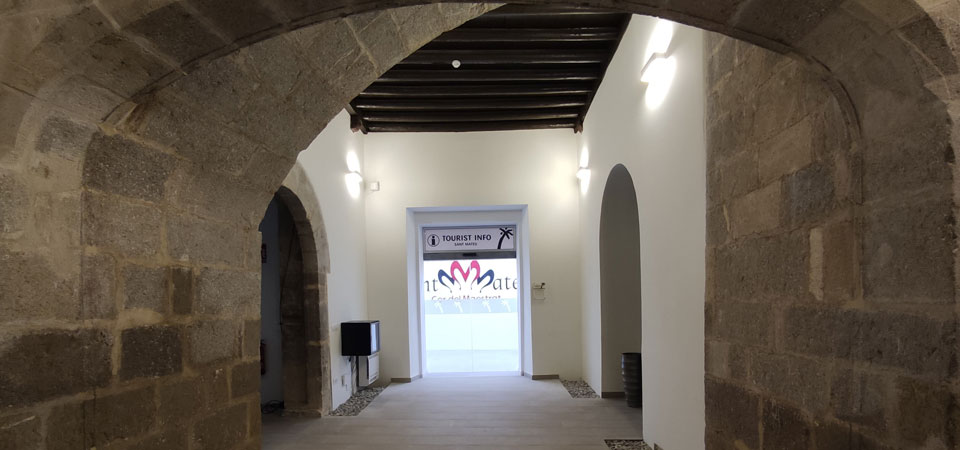 TOURIST INFO SANT MATEU